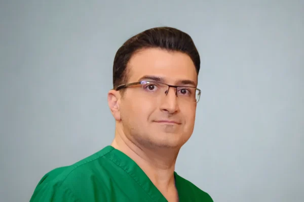 Dr. Siavash Noor (Dr Sivan Vet) – Veterinary Surgeon in Perth